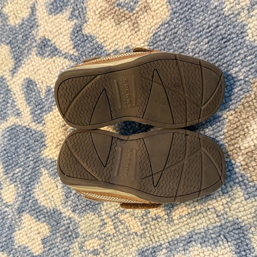 Sperry Topsiders - Picture 5 of 6